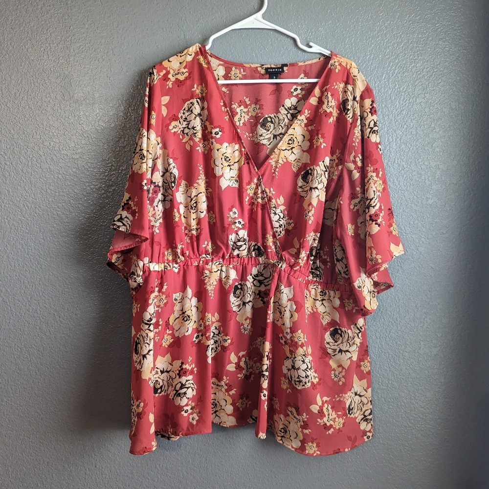 Floral top